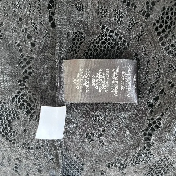 BNWT Black Lace Longsleeve Mockneck Top with Tank Top 👚 - Picture 6 of 6